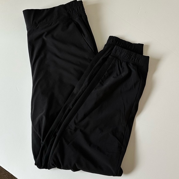 Athleta Pants - Athleta Women’s Lined Brooklyn Joggers
